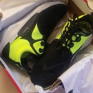 Nike JoyRide CC3 setter